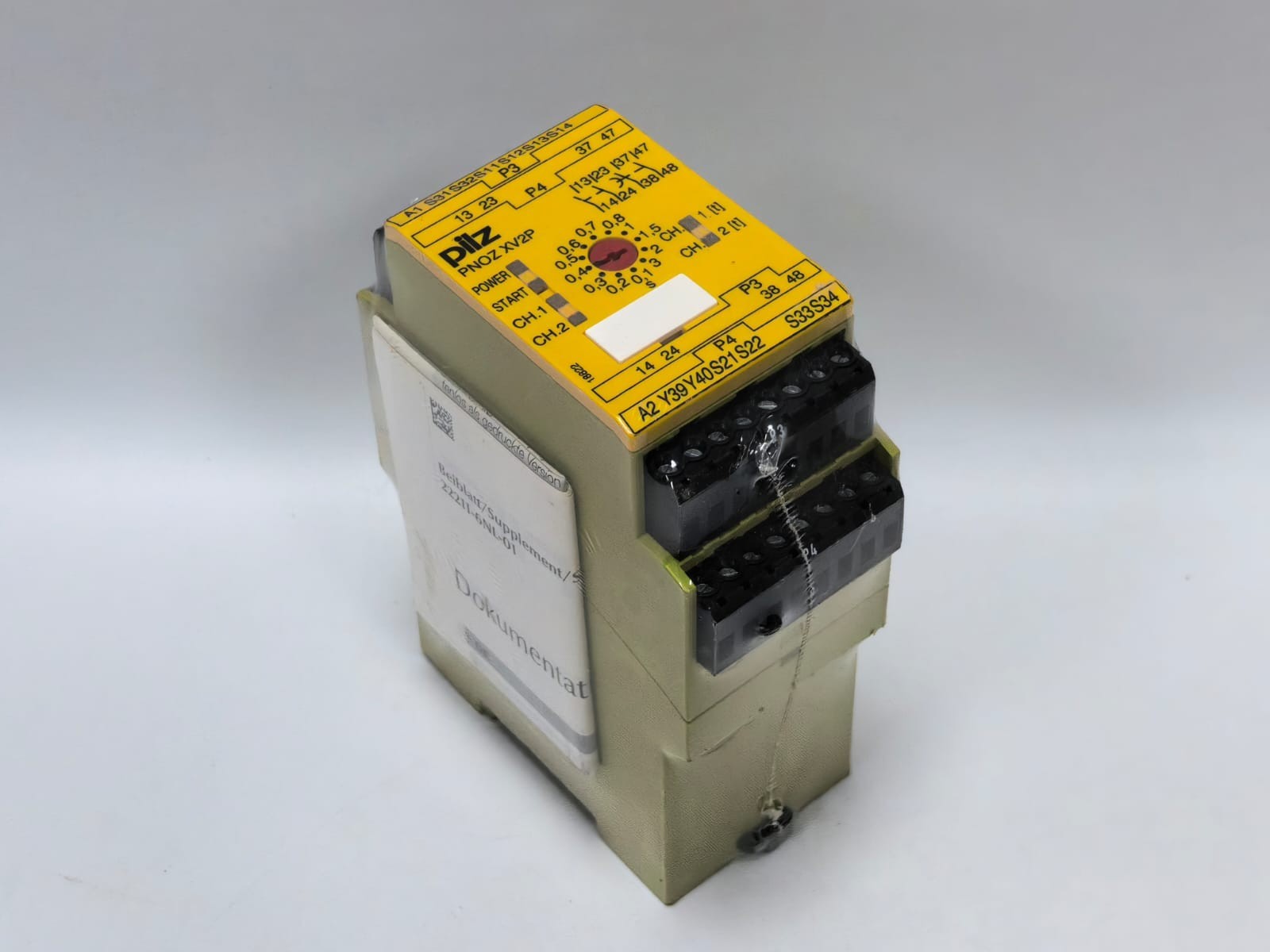 PILZ PNOZ XV2P 3/24VDC 2N/O SAFETY RELAY 777502