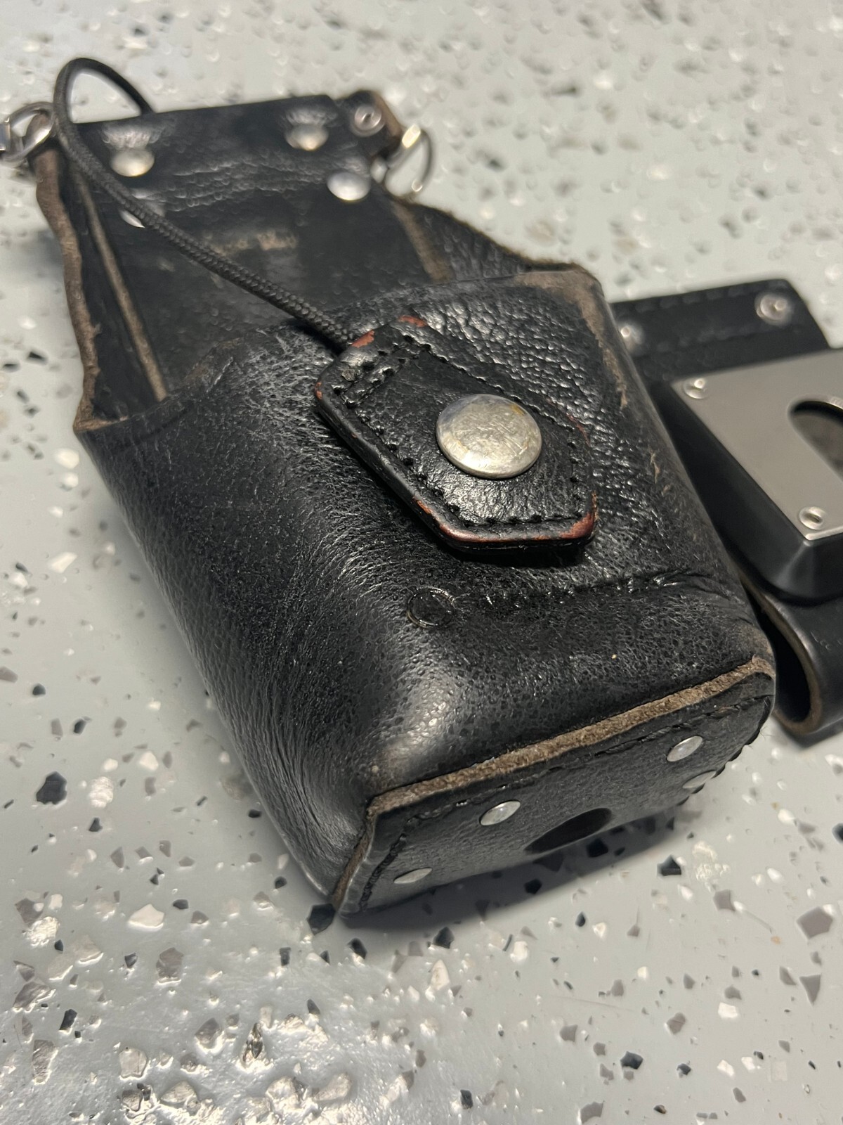 Motorola 2-Way Genuine Leather Radio Holster Carry Case 1585805D02 w/ Belt Loop