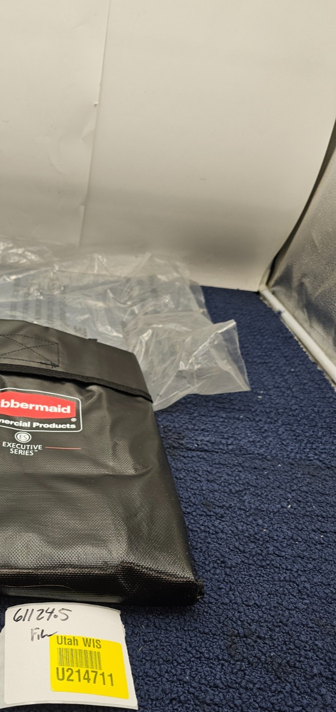 Rubbermaid Commercial Mesh Cart Bag 1966889 Open Side Load EXECUTIVE SERIES