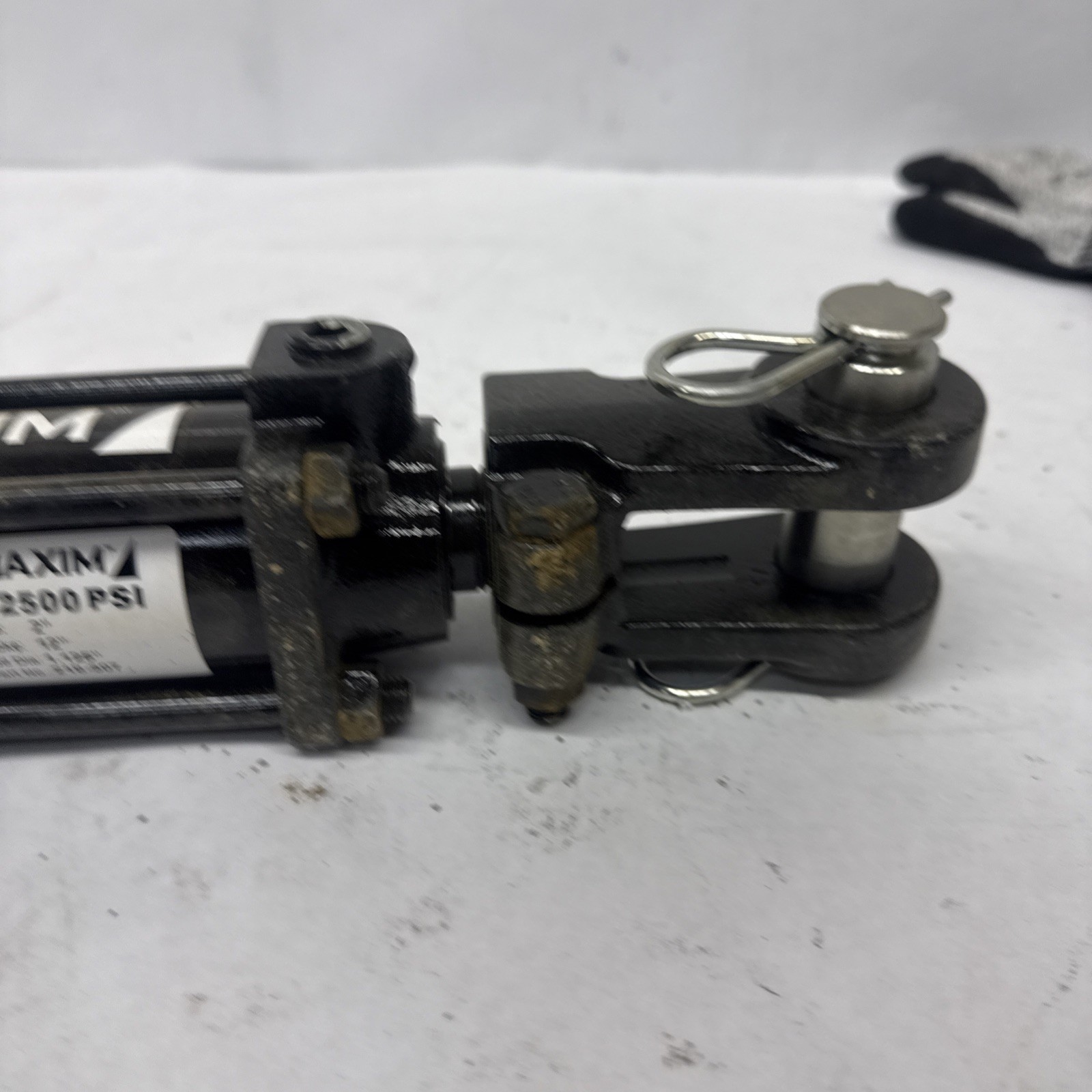 MAXIM 218307 Hydraulic Tie-Rod Cylinder 2″ Bore x 12″ Stroke x 1.125″Rod 2500psi