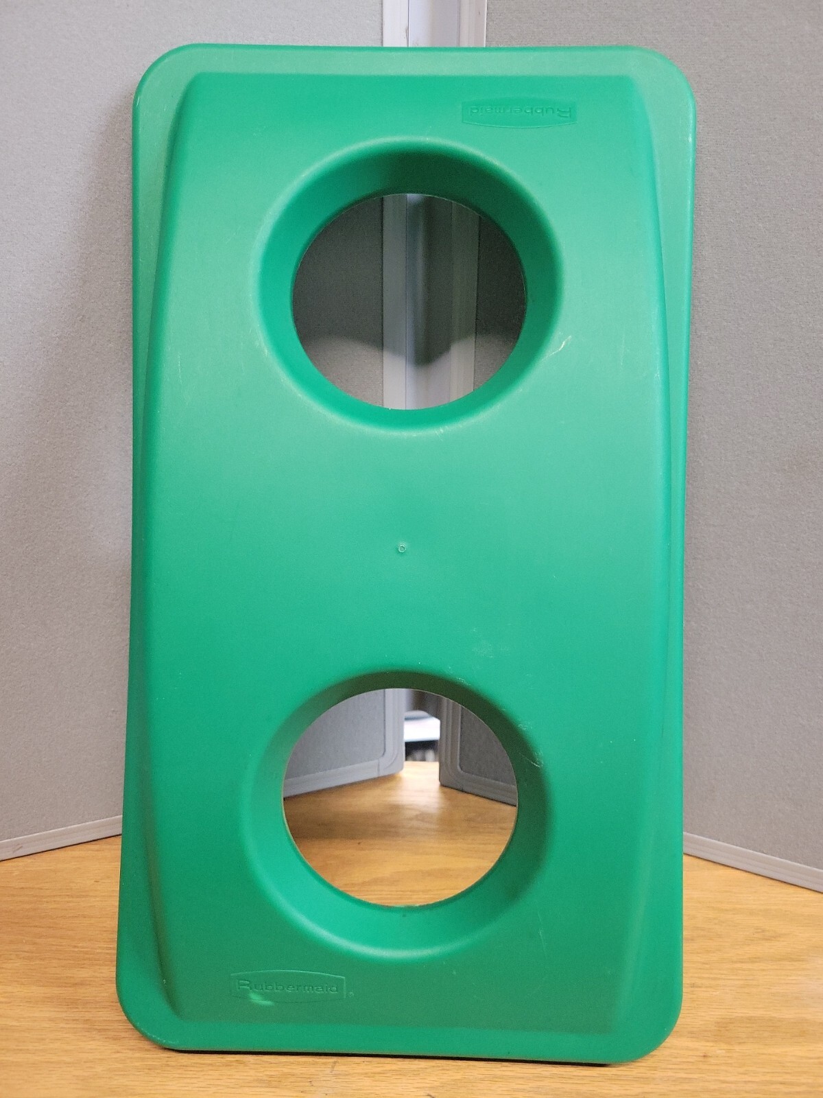 Rubbermaid Slim Jim Bottle & Can Recycling Container Lid, RCP 2692-88 GRN