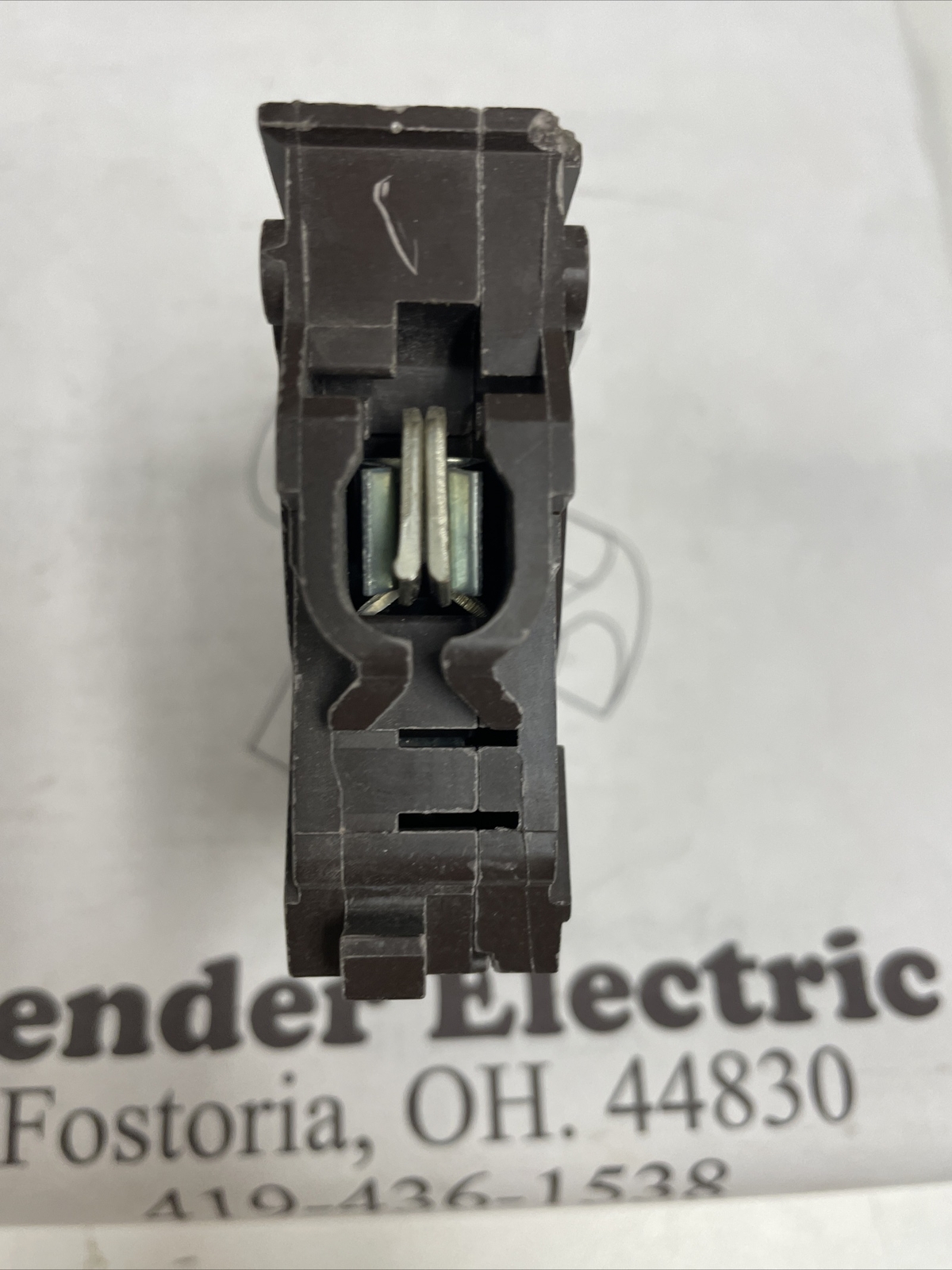 Wadsworth A120 – 20 Amp 1 Pole 240V Type A (Plastic Foot) Circuit Breaker