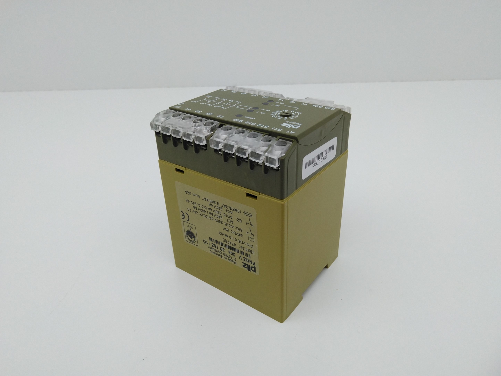 Pilz 474790 PNOZ V 30S 1SZ/1O Safety Relay