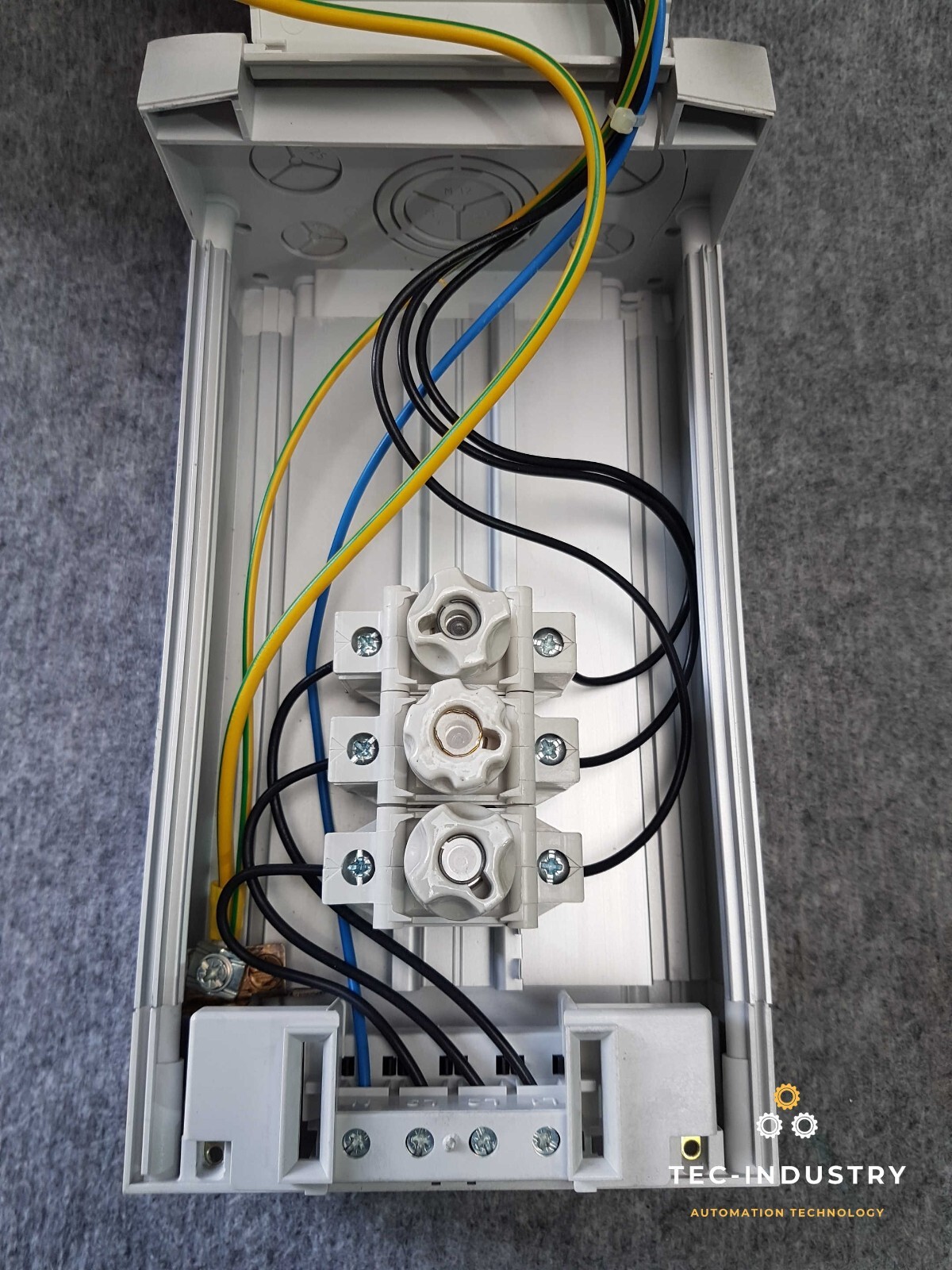 SIEMENS | BD01-AK2X/CEE165S14 | MENNEKES GGJ26 | OUTLET BOX