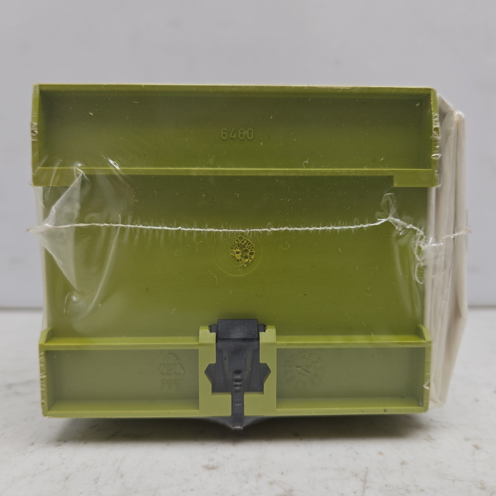 Pilz PNOZ X9 100-120VAC 24VDC 7n/o 2n/c 2so Safety Relay Module Unit 774605 New