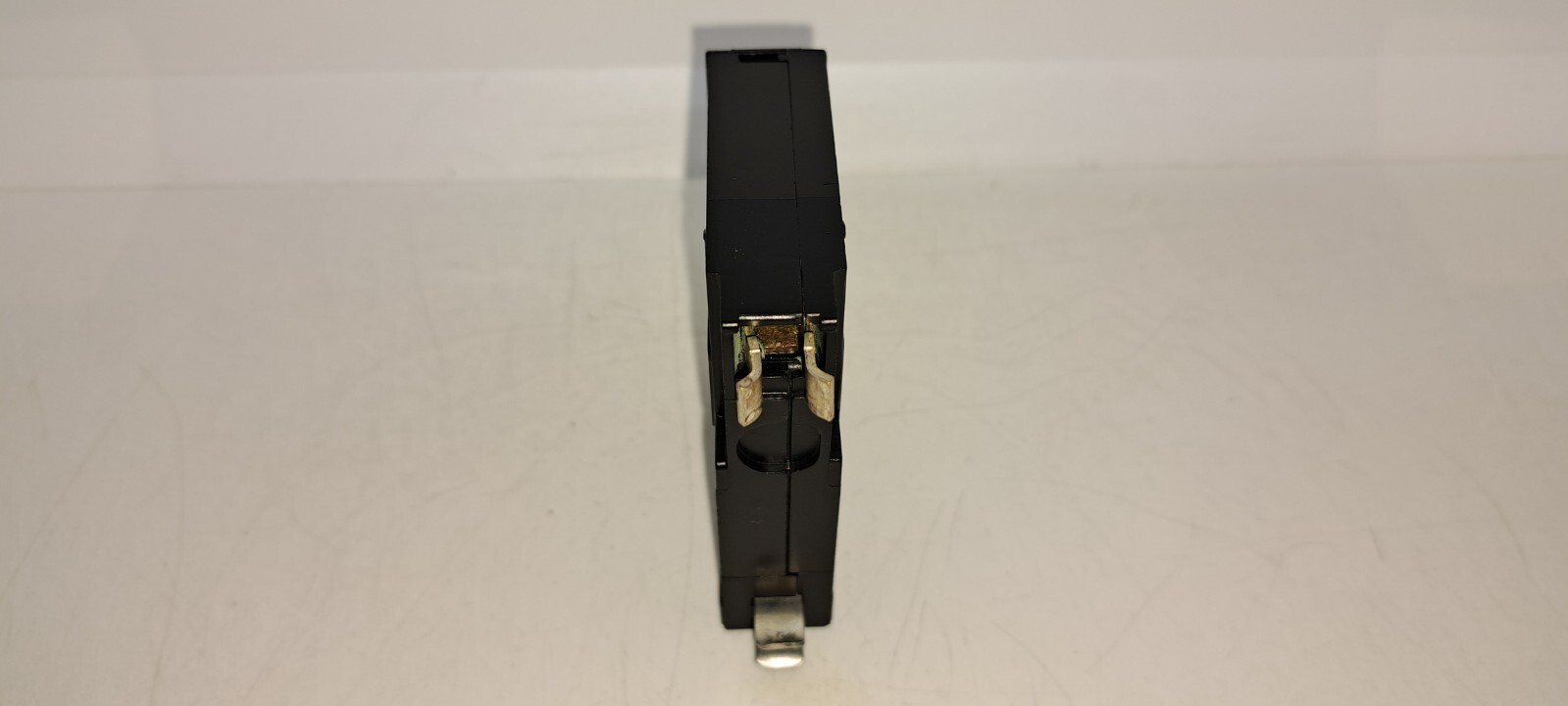 Square D QO130 30 Amp 1 Pole Plug In Circuit Breaker Grooved Handle