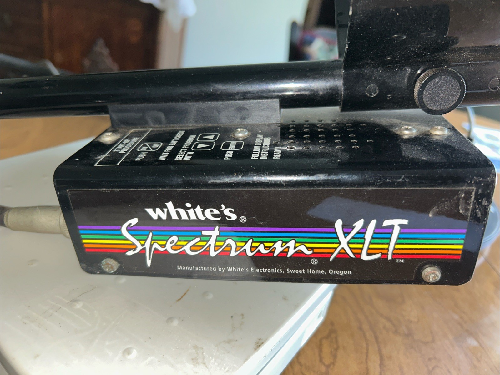 White’s Electronics Eagle Spectrum Ground Search Metal Detector LCD Preset