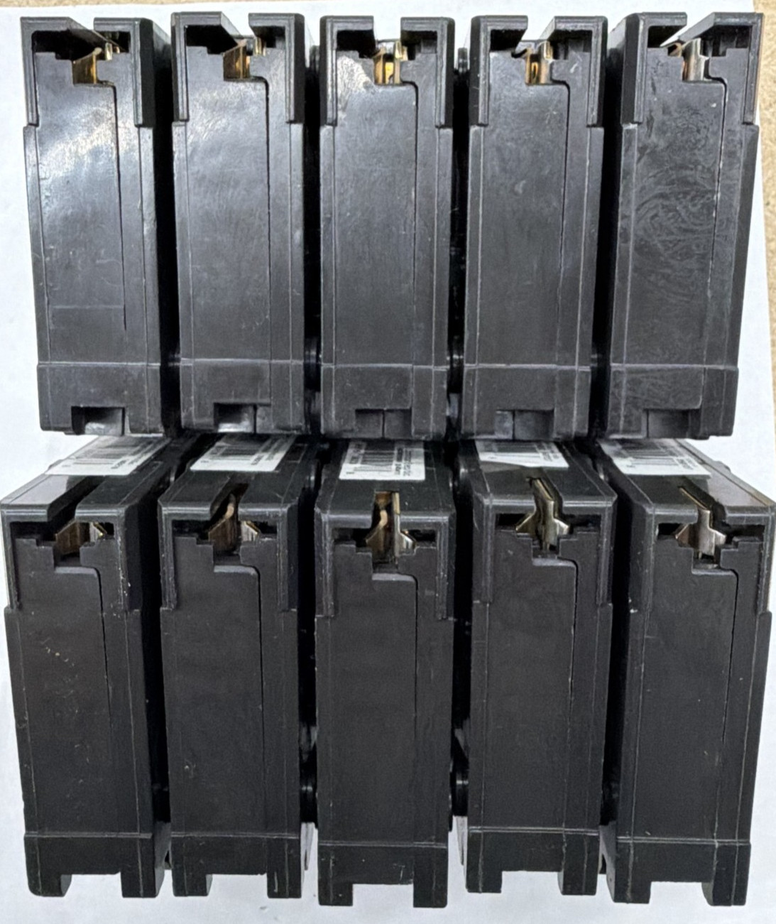 10 PCS Eaton BR120 – 20A Circuit Breaker