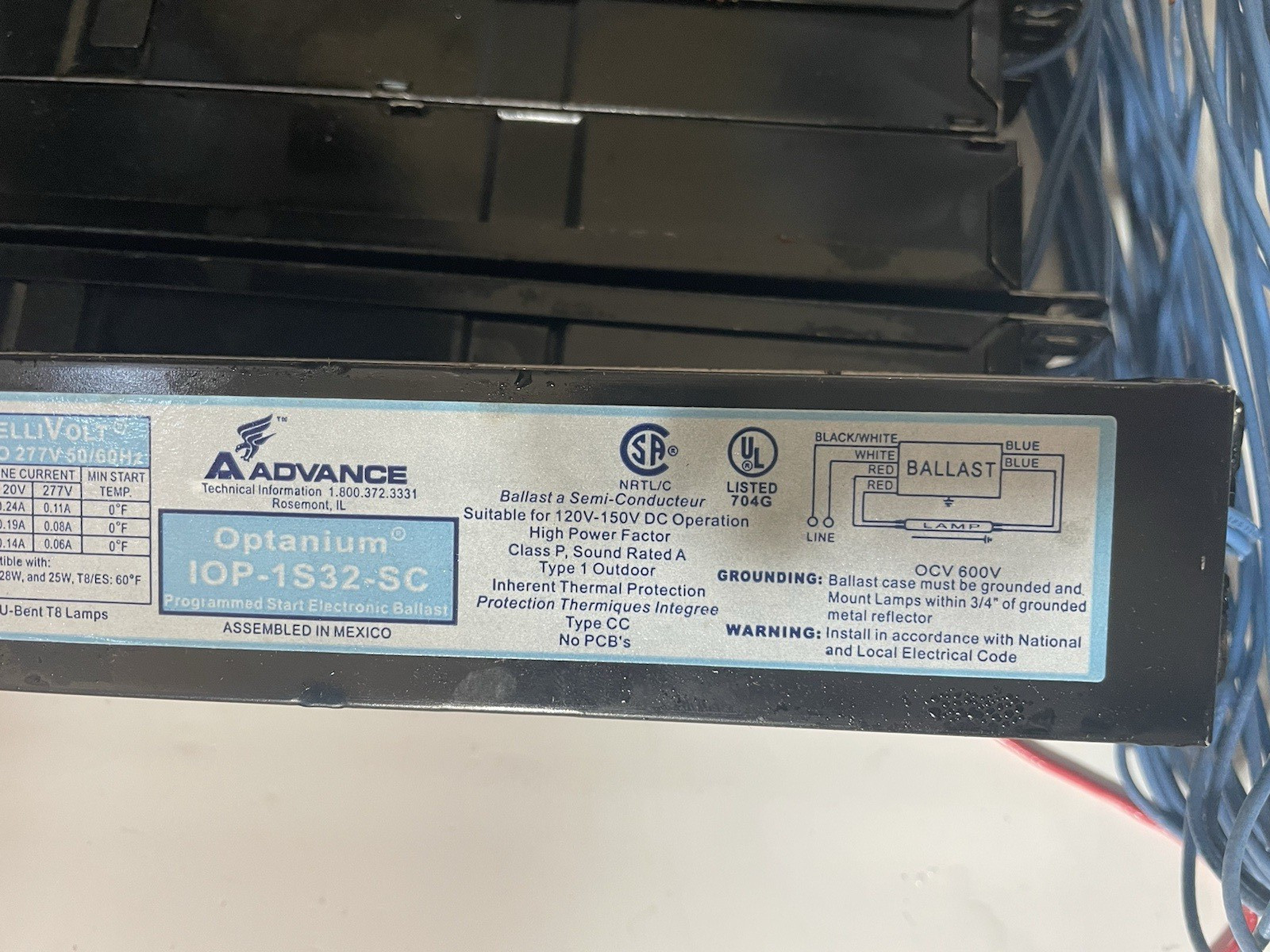 Lot of 10 NEW Advance Optanium IOP-1S32-SC Electronic Ballast 120V to 277V