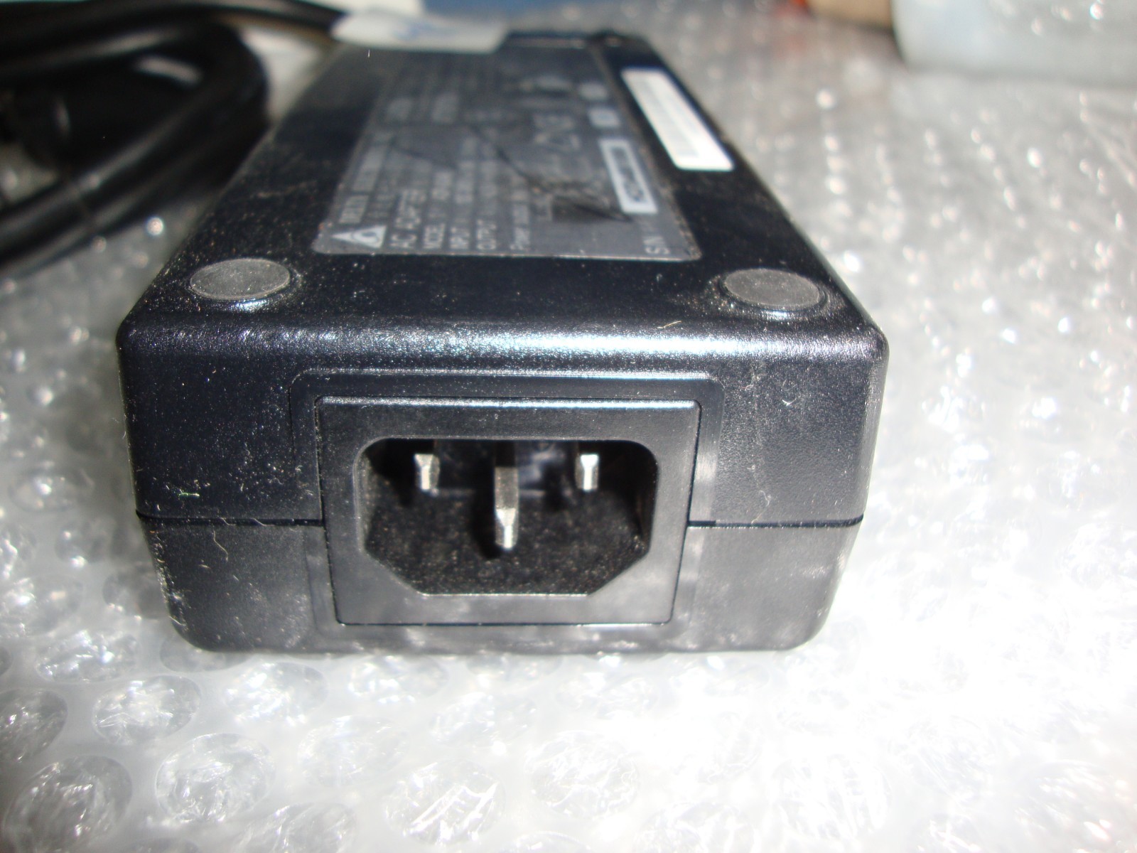 DELTA ELECTRONICS POLYCOM AC ADAPTER ADP-62AB 56W 1465-20845-001