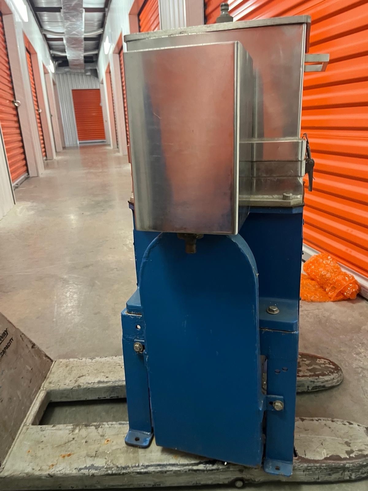 AB Lorentzen & Wettre L&W App 134 Type 3-1 Laboratory Pulp Disintegrator