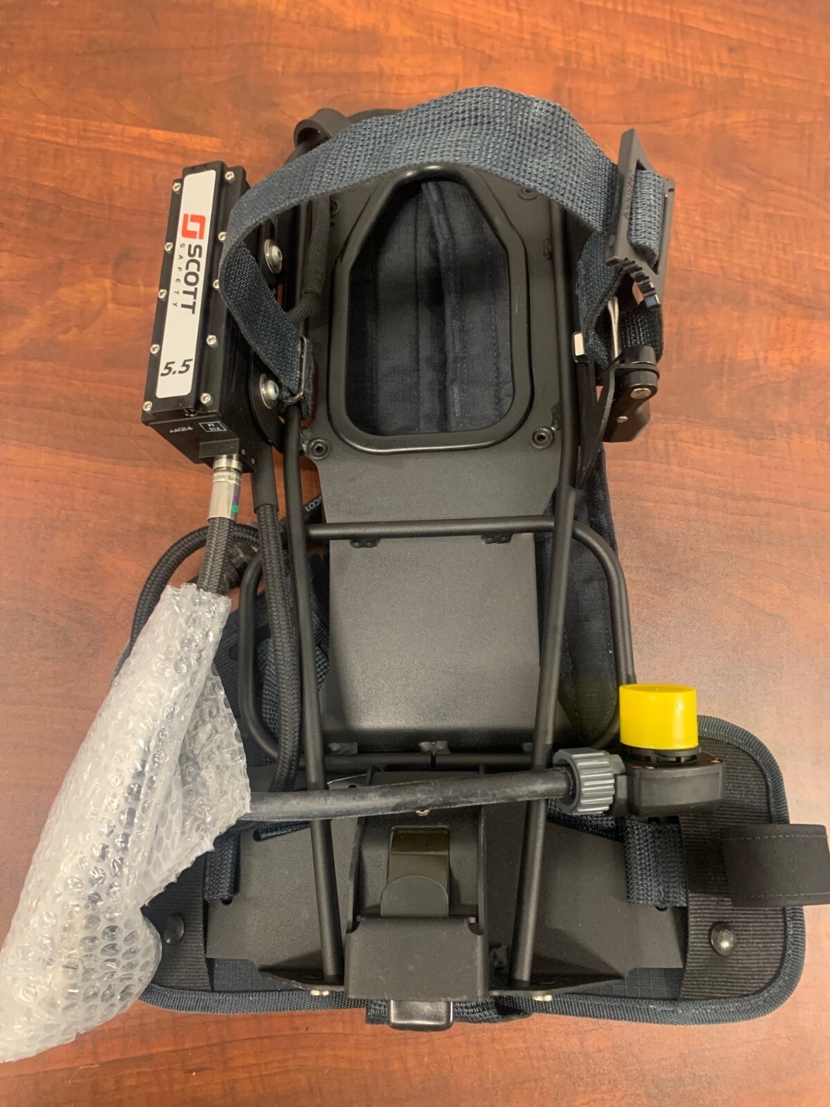 BRAND NEW 3M Scott Safety Air-Pak 5.5 Harness SCBA Fire Breathing Apparatus 5500