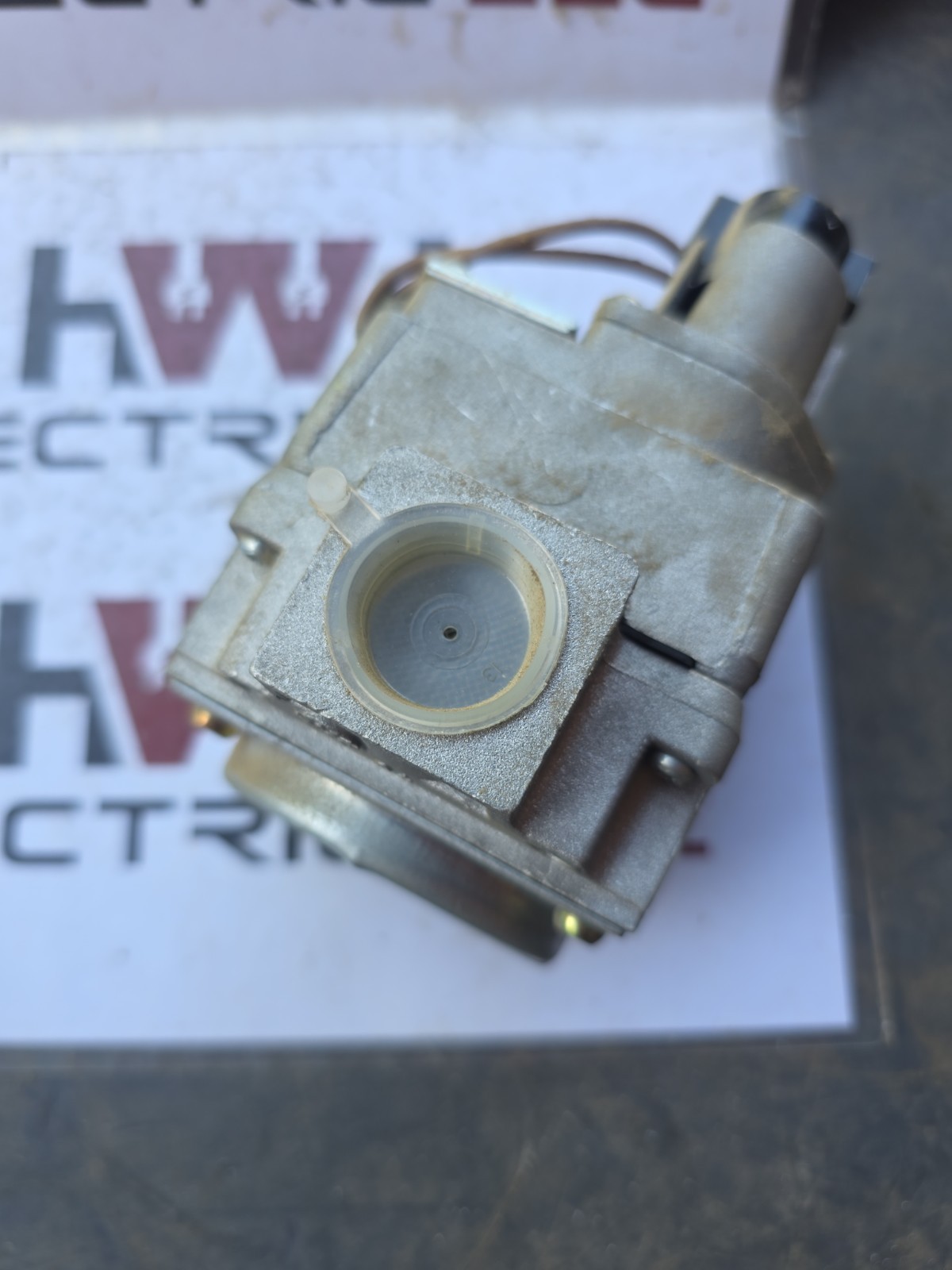 White Rodgers 36C68 Type 423 Gas Valve outlet/inlet 3/4″ New