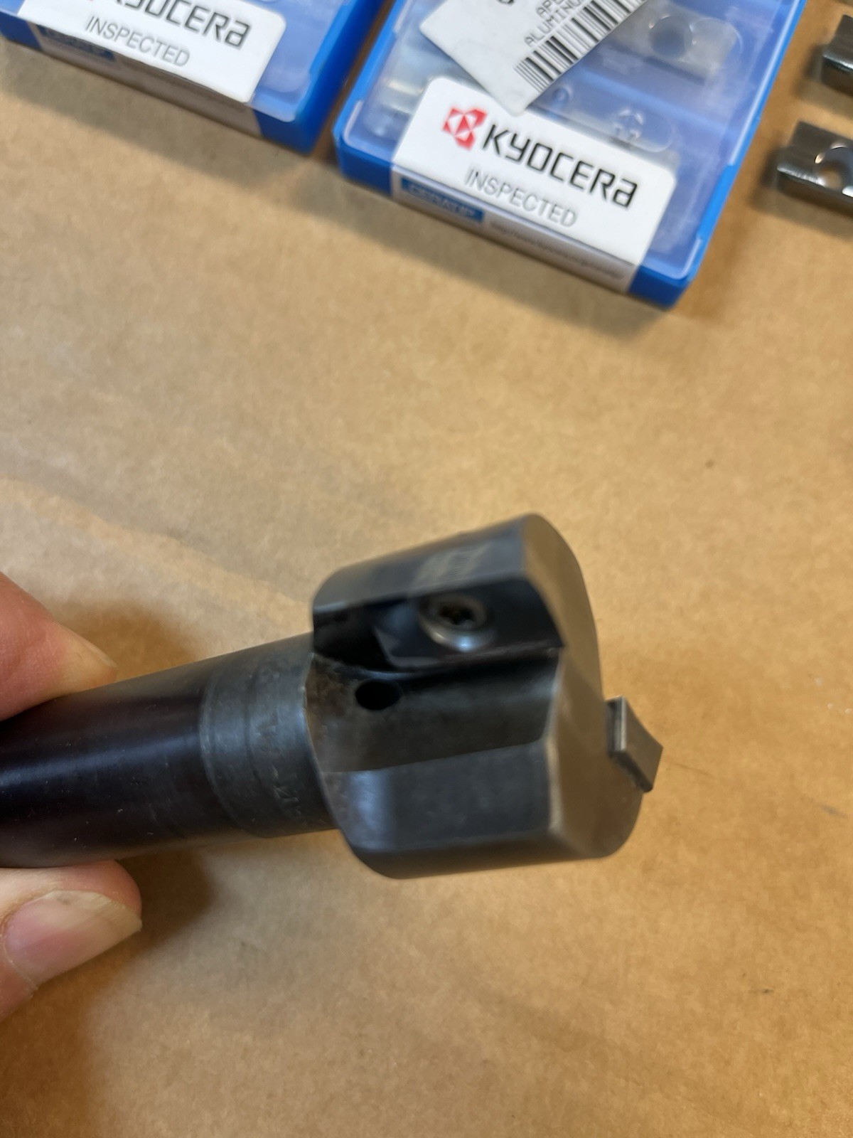Kyocera, Insert Endmill 1.25in Di ,3/4 Shank, EM-1250-AL With Screws And Inserts