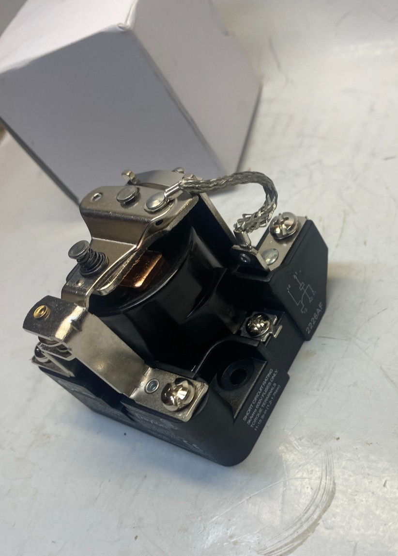 DAYTON 40A 120 VAC Coil SPDT Open Power Relay – 5 Terminal – Surface Mount