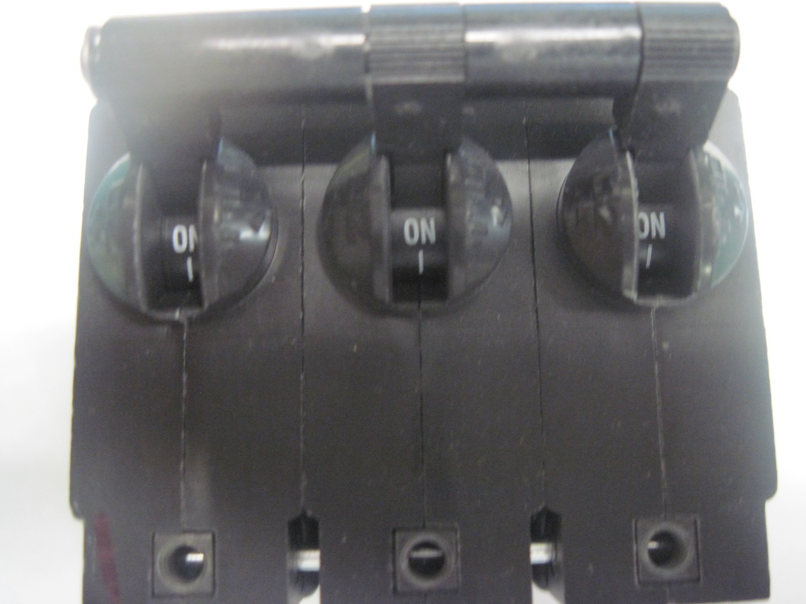 IEGH111-1-61-15.0-01-V AIRPAX