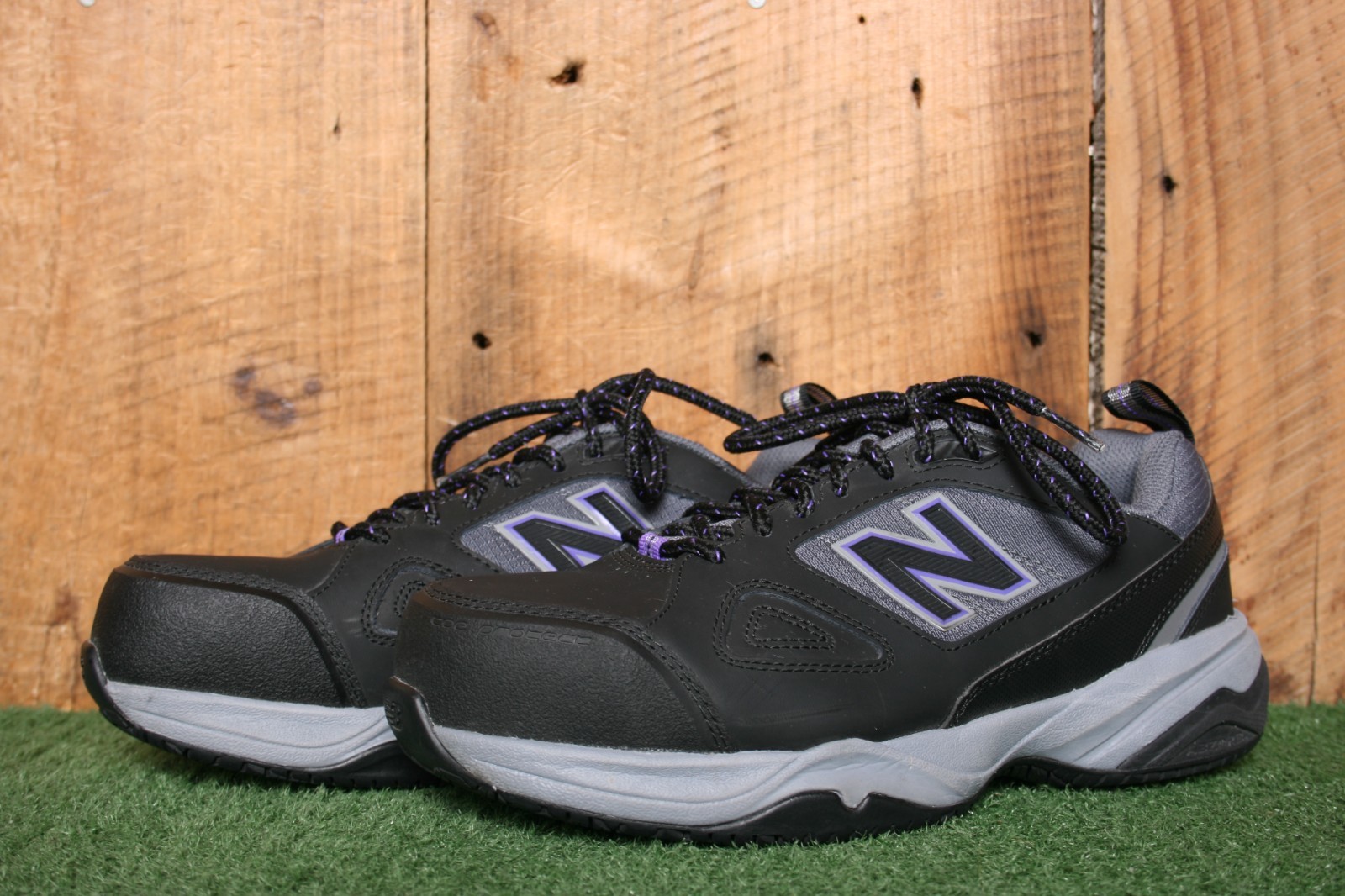 NEW BALANCE Industrial 627 v2 Comp Toe Safety Shoe Low Boots Women’s Sz. 8D