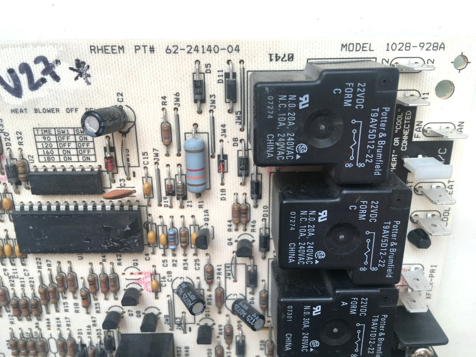 Rheem Ruud 62-24140-04 Spark Ignition Control Circuit Board 1028-928A used #V27*