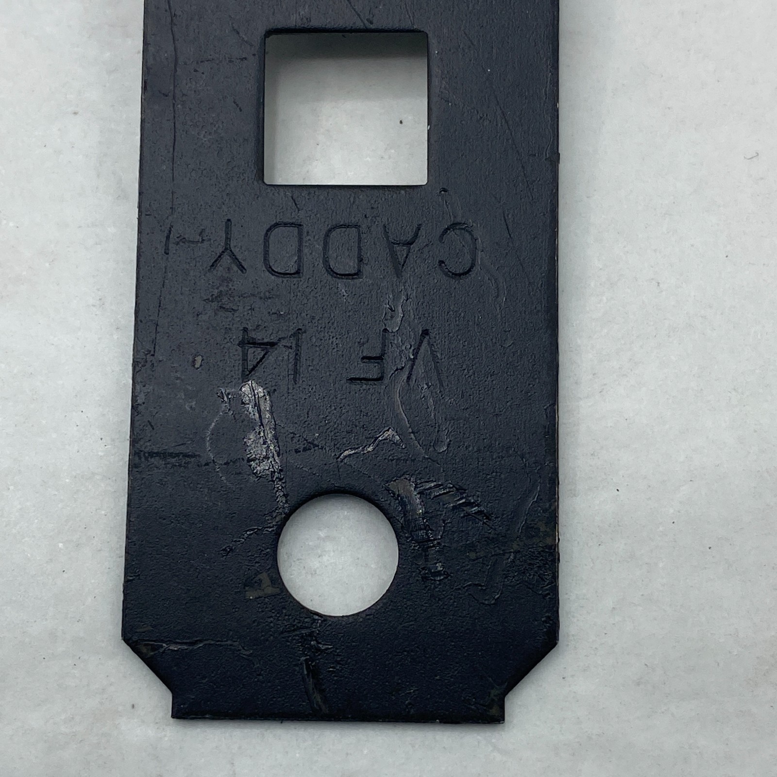 nVent Caddy VF14 FOR 1/16″TO – 1/4″ VERTICAL Flange 1/4″ Hole BOX OF 50