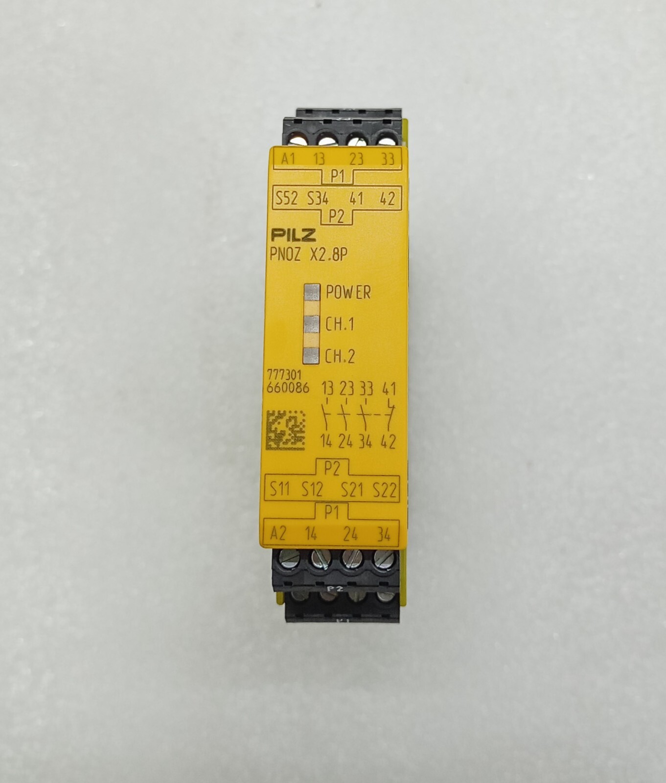 PILZ PNOZ X2.8P 777301 Safety Relay