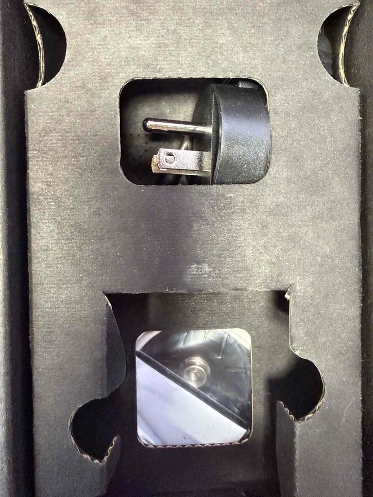 DESCO Multi-Mount Continuous Monitor Wave Distortion 19651 North American Plug