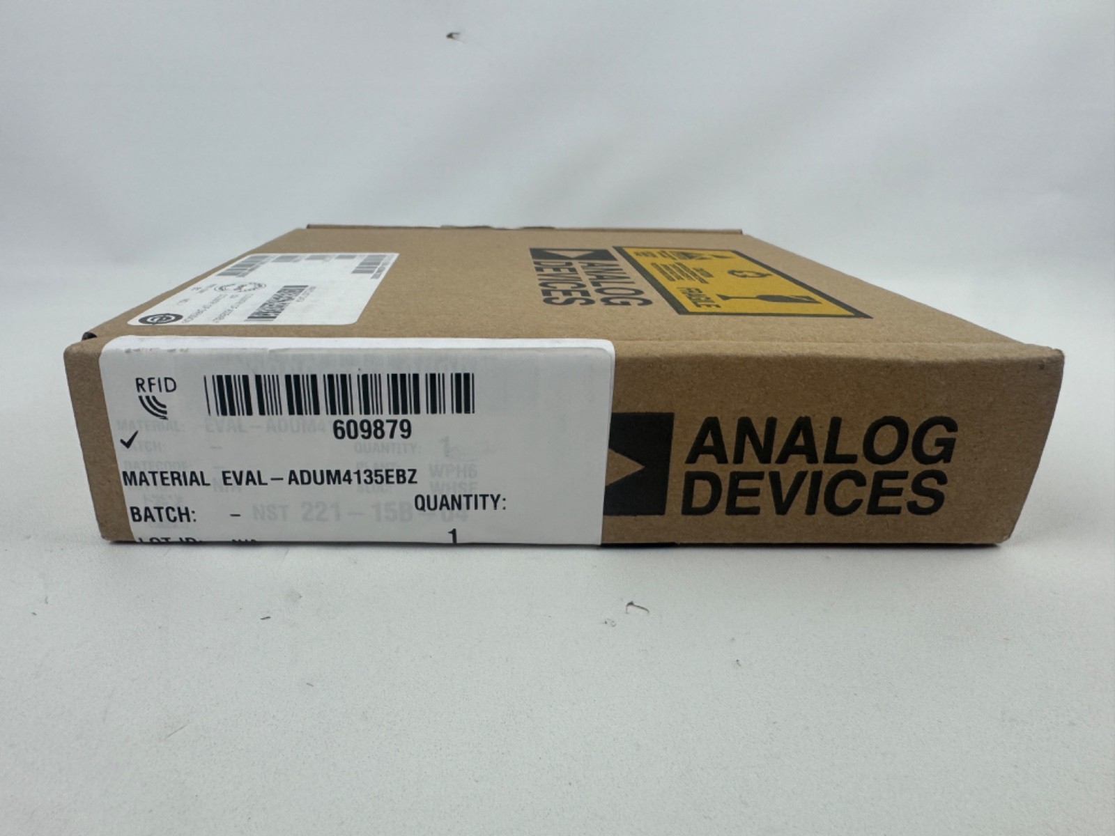 Analog Devices Evaluation Board for ADUM4135 EVAL-ADUM4135EBZ