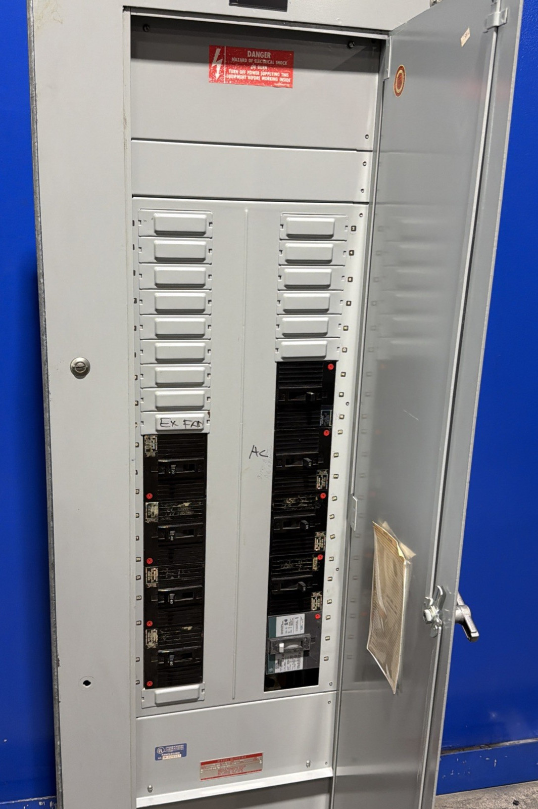 GE 400 Amp 480Y/277V MLO Panelboard 3PH 4W NHB 🟦