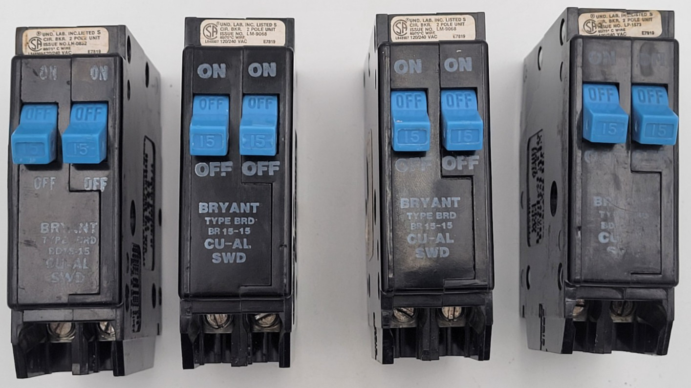 Bryant BD1515 15 Amp 1-Pole 120 V Plug-On Twin Tandem Circuit Breaker USED