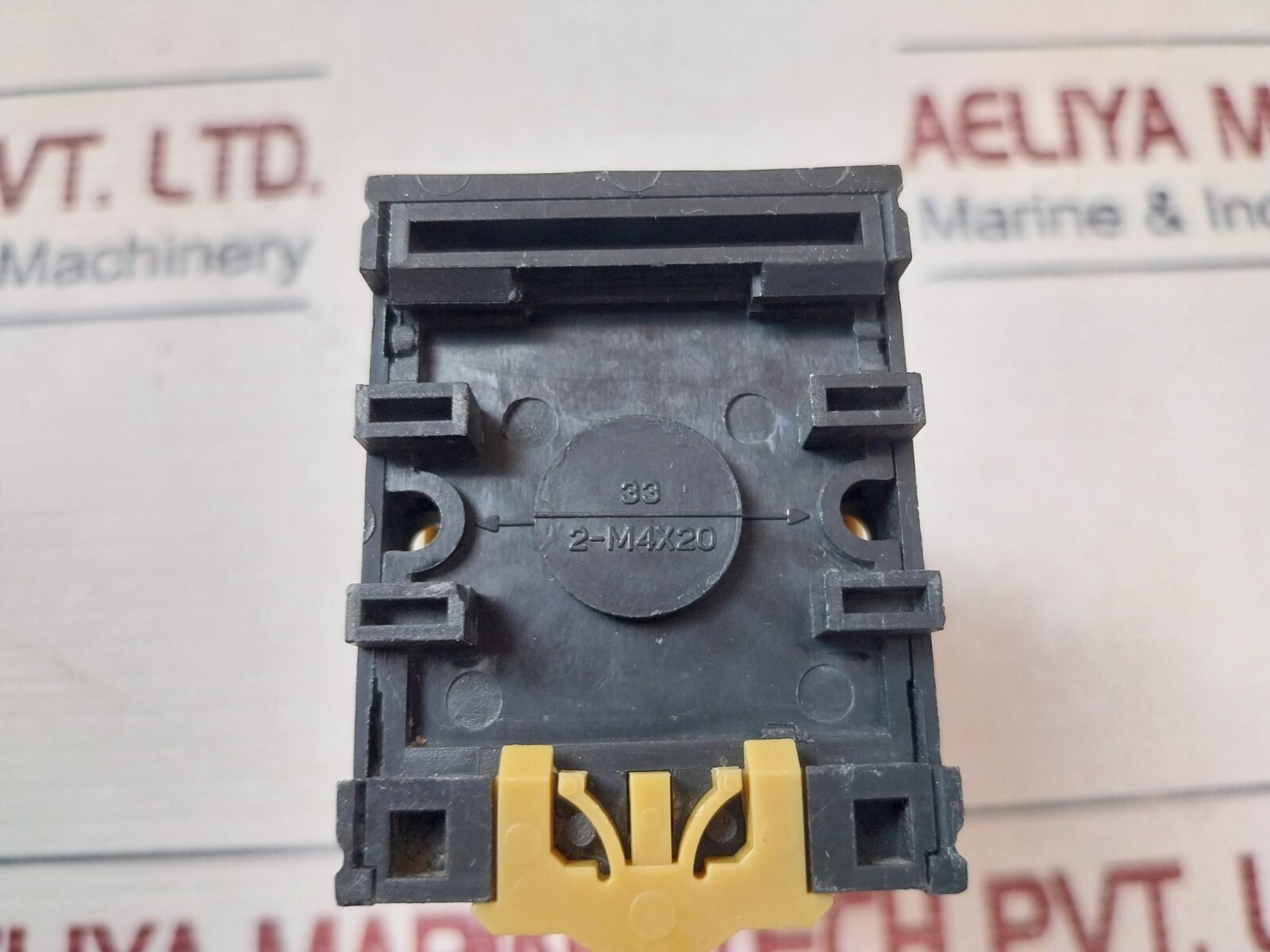 TTE T3A-A Timer Relay with Base 0-30 Min DC 24V