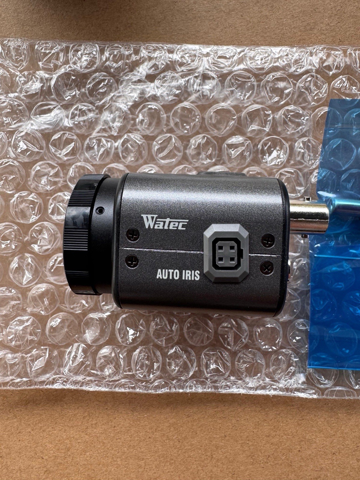 New In Box WATEC WAT-2500 W525RN NTSC Color Camera