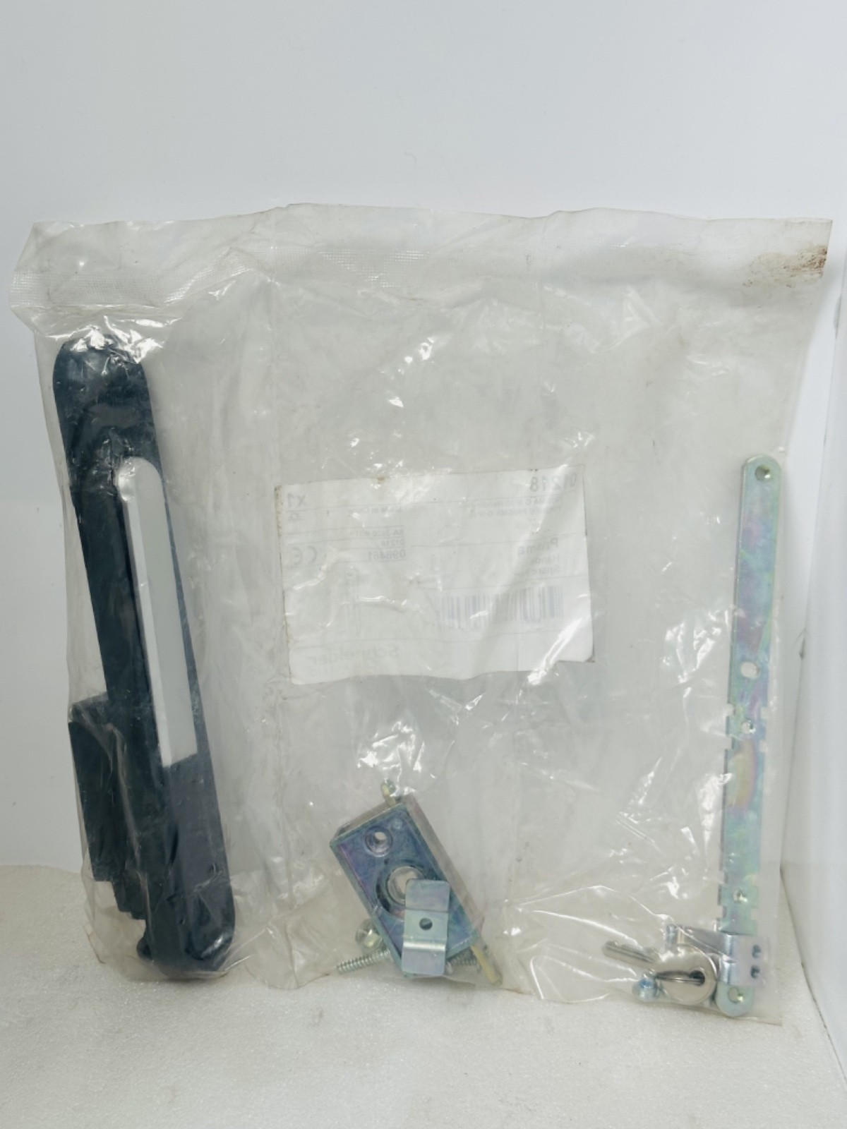 NEW SCHNEIDER ELECTRIC 01218 Handle Spare Part Prisma G IP30 Handle