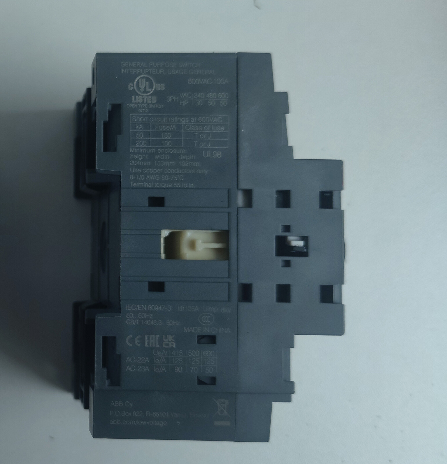 ABB OT125F3 Switch Disconnector 1SCA105033R1001 3-pole, front operated