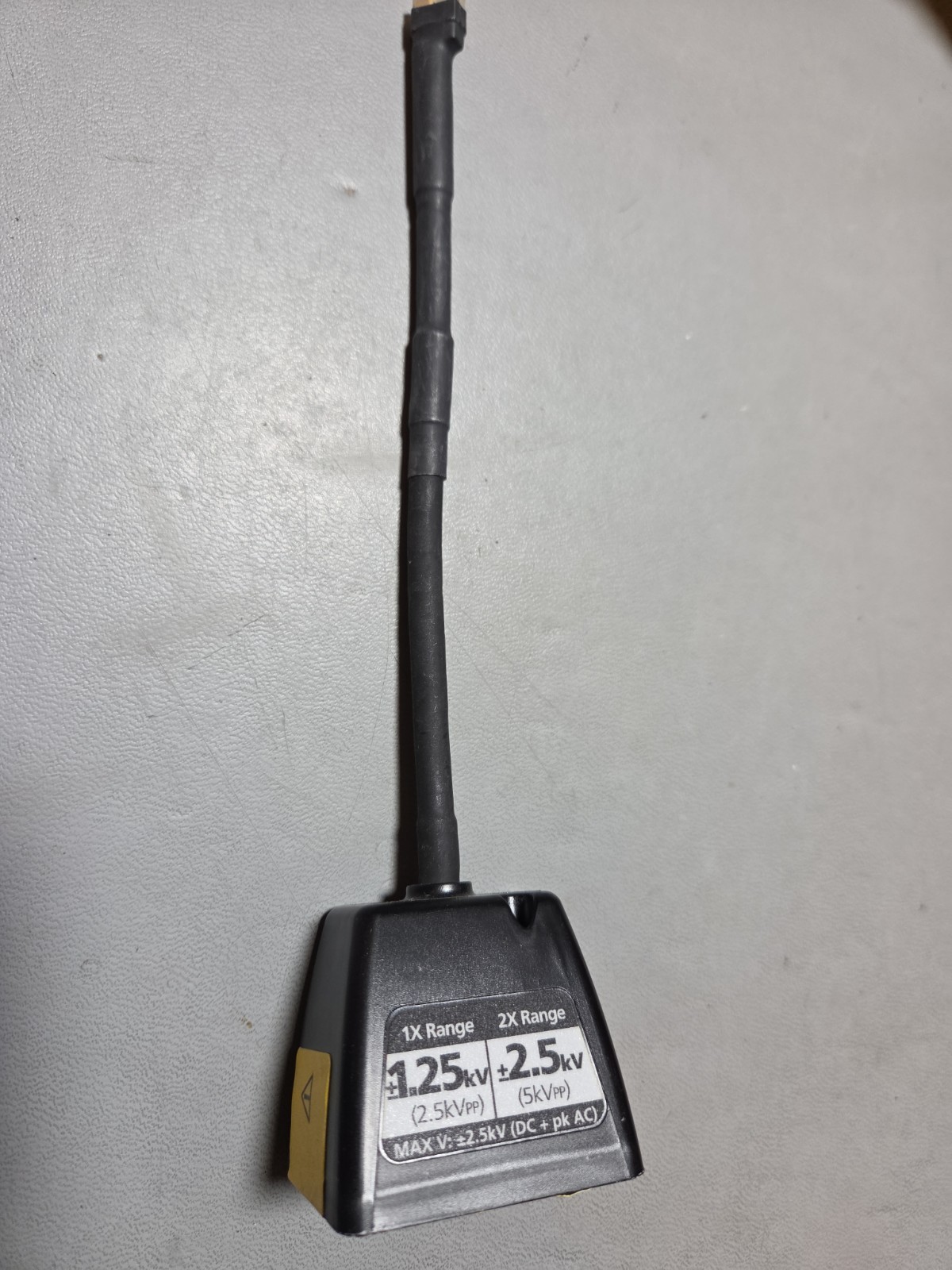 TEKTRONIX WSQPIN2500X Sqr Pin Probe Tip for TIVH Series, 2500x Attenuation