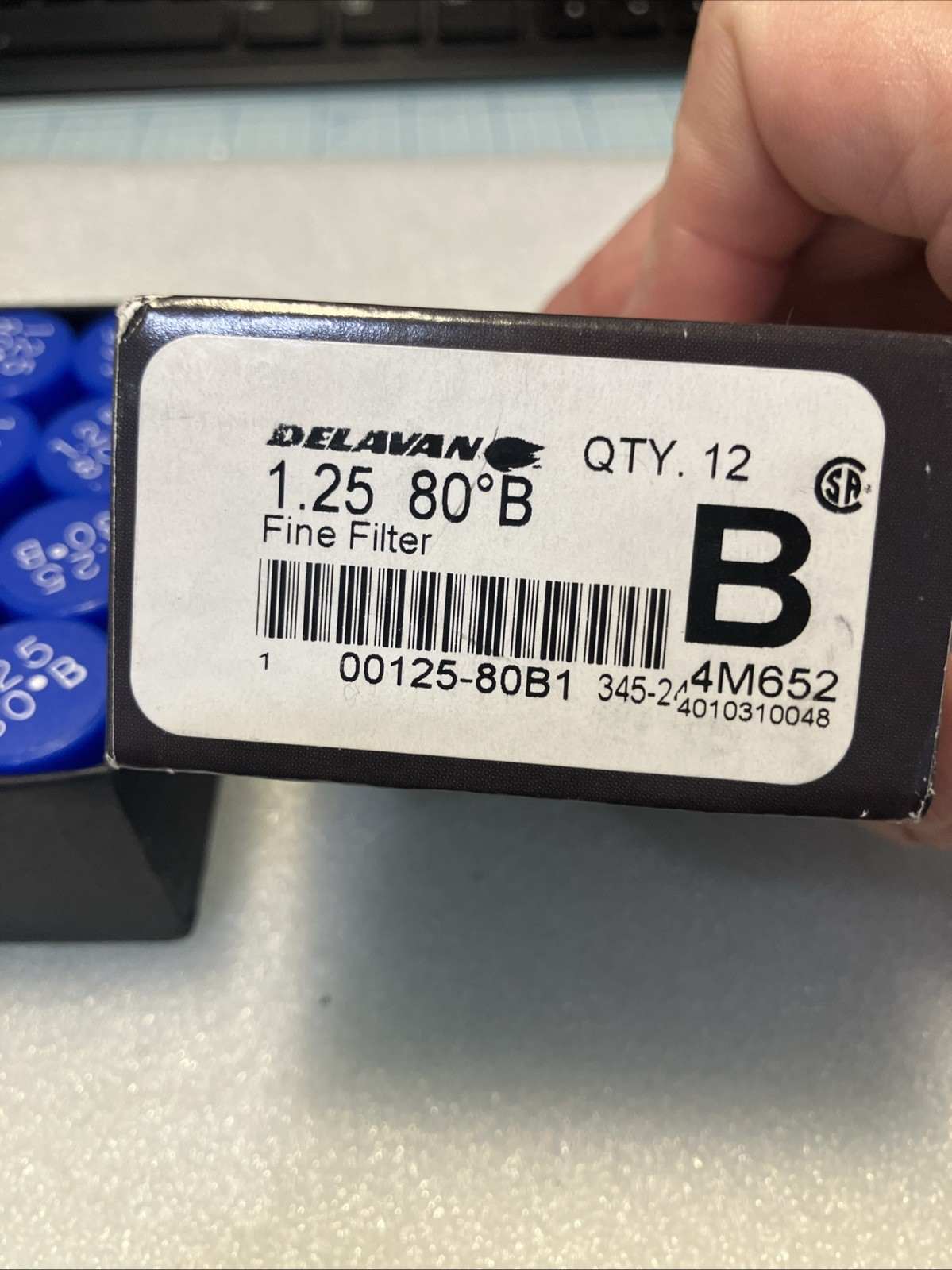 NEW BOX OF 12 DELAVAN 1.25 80° B OIL BURNER NOZZLES 1.25-80B .B378