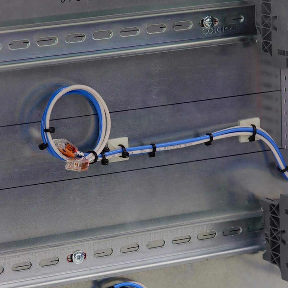10 Pieces DIN Rail Slotted Aluminum RoHS 8 in. long 35mm 7.5mm 6.67 ft. Total