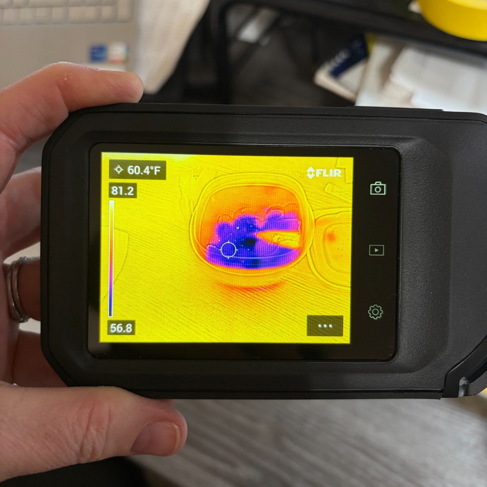 FLIR C5 Compact Thermal Camera with Protective Case Model C8940 EUC 5172