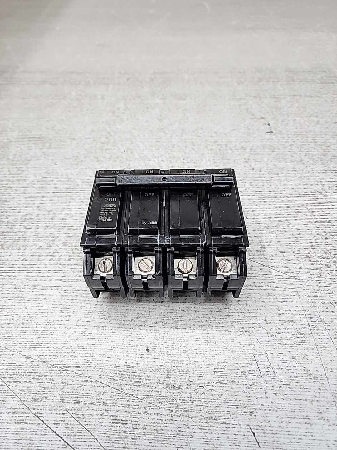 GE THQMV200WL 200 Amp 120/240 Volt 2-Pole Plug-In Mount  Main Circuit Breaker