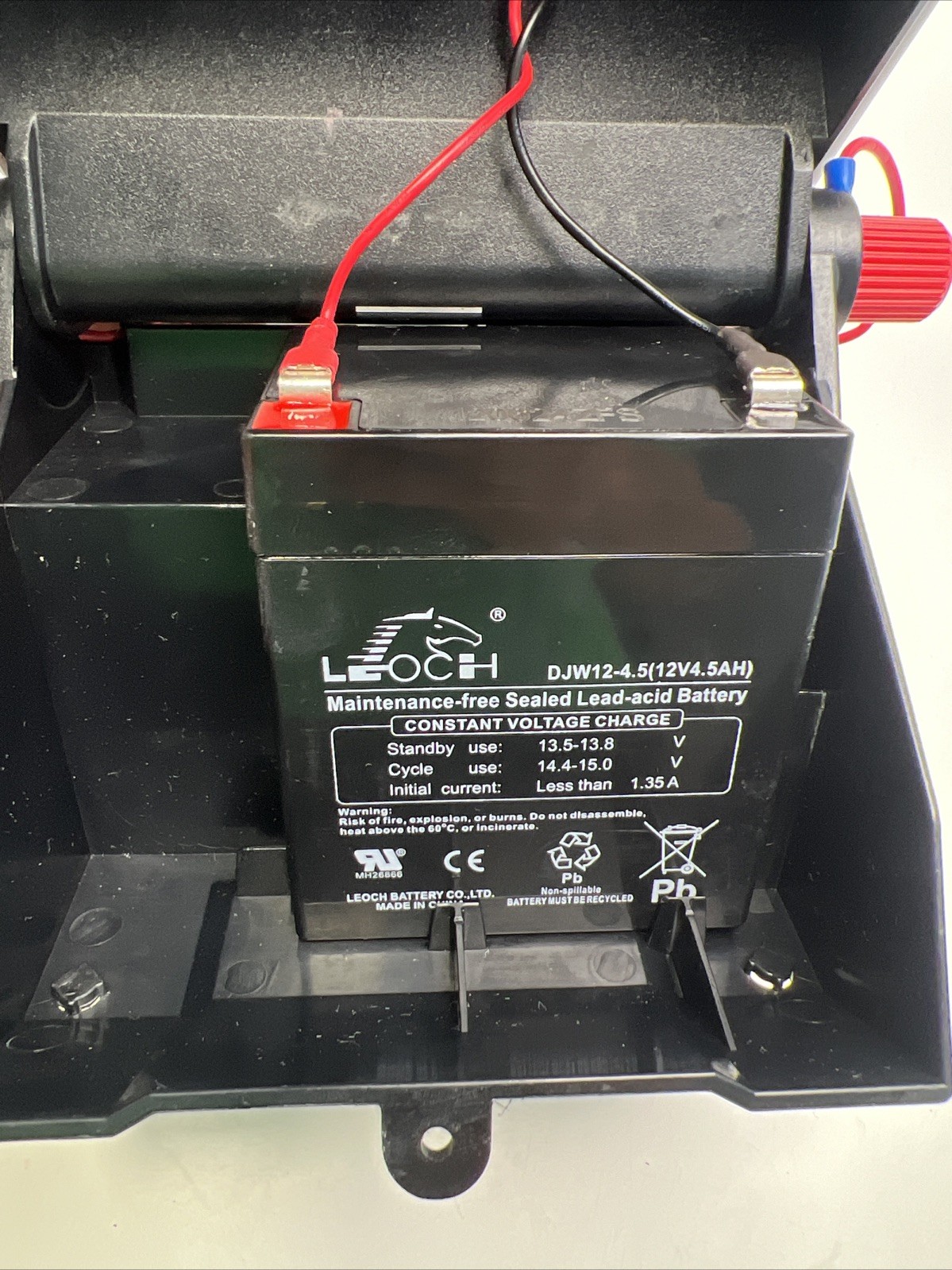 MINI250 Solar Fence Charger, 0.18J, Day/Night Mode, Portable Electric Energizer