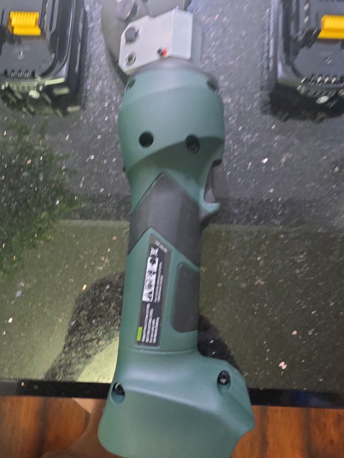 Greenlee Gator Cable Cutt. (ES20T/X shown) Tool W/ 3 Batteries And Charger