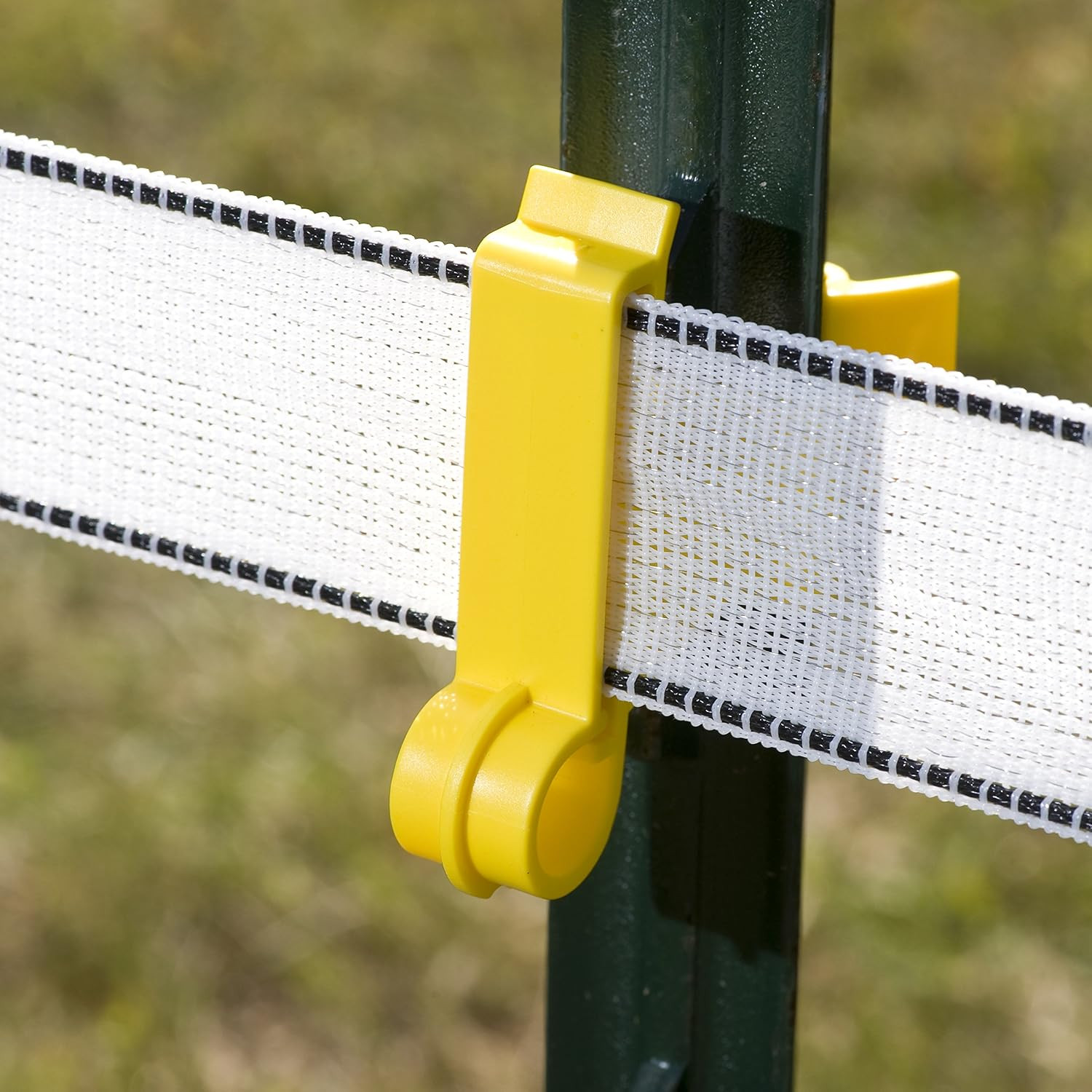 Zareba T-Post Poly Tape Insulator for Electric Fences – 25 Pack – ITTY-Z, Yellow