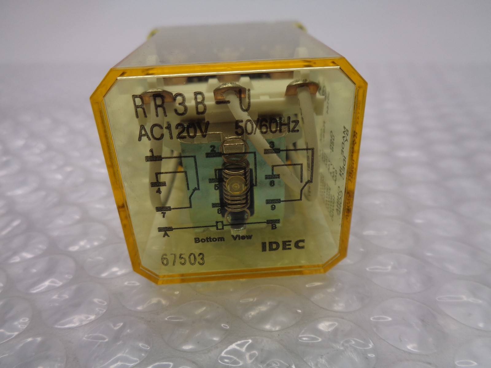 HUBBELL HBL2731S PLUG NSNP
