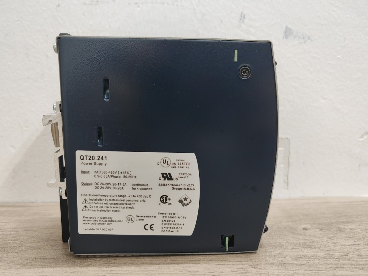 1PCS NEW PULS Power Supply QT20.241