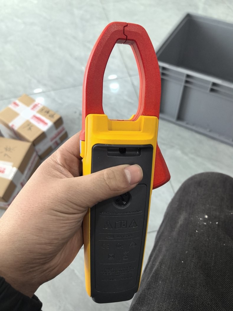 1PC Used Fluke 374 FC 600A AC/DC TRMS Wireless Clamp Meter Multimeter