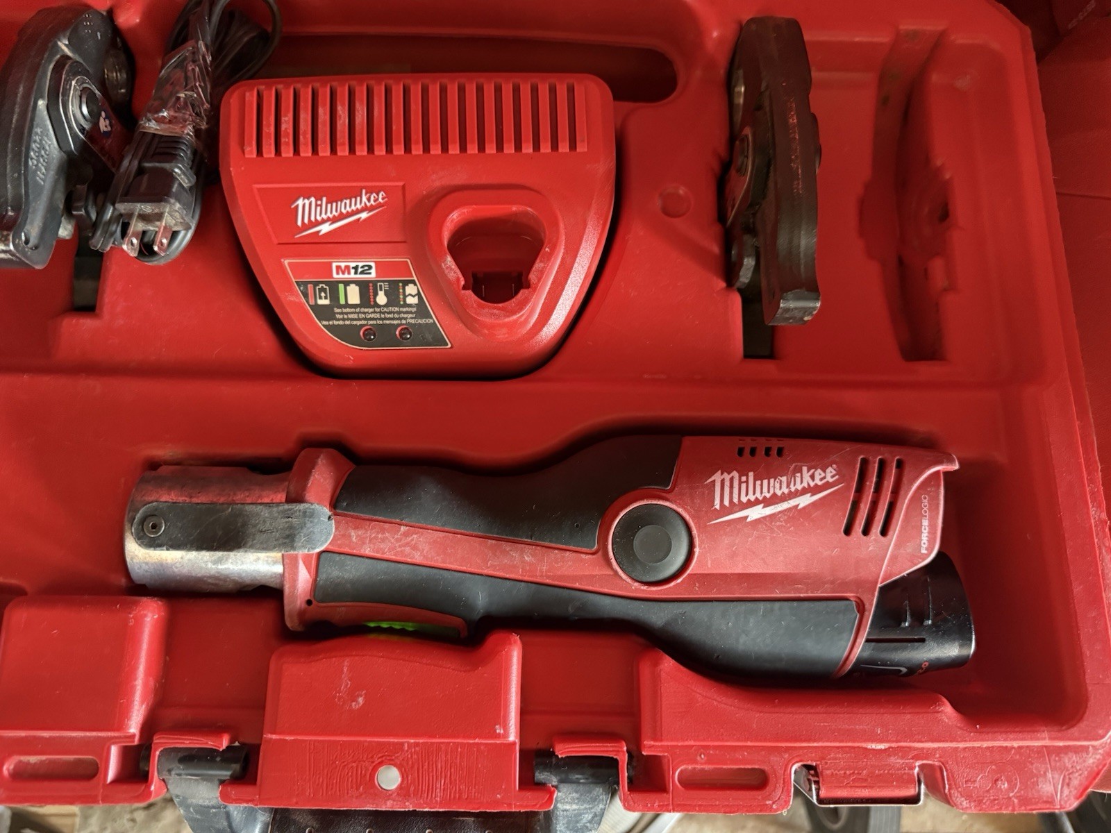 MILWAUKEE 2473 M12 FORCE LOGIC PROPRESS TOOL
