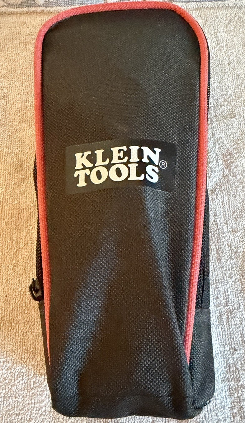 Klein Tools CL390 400 A AC/DC Auto-Ranging Digital Clamp Meter W/ Bag Tester
