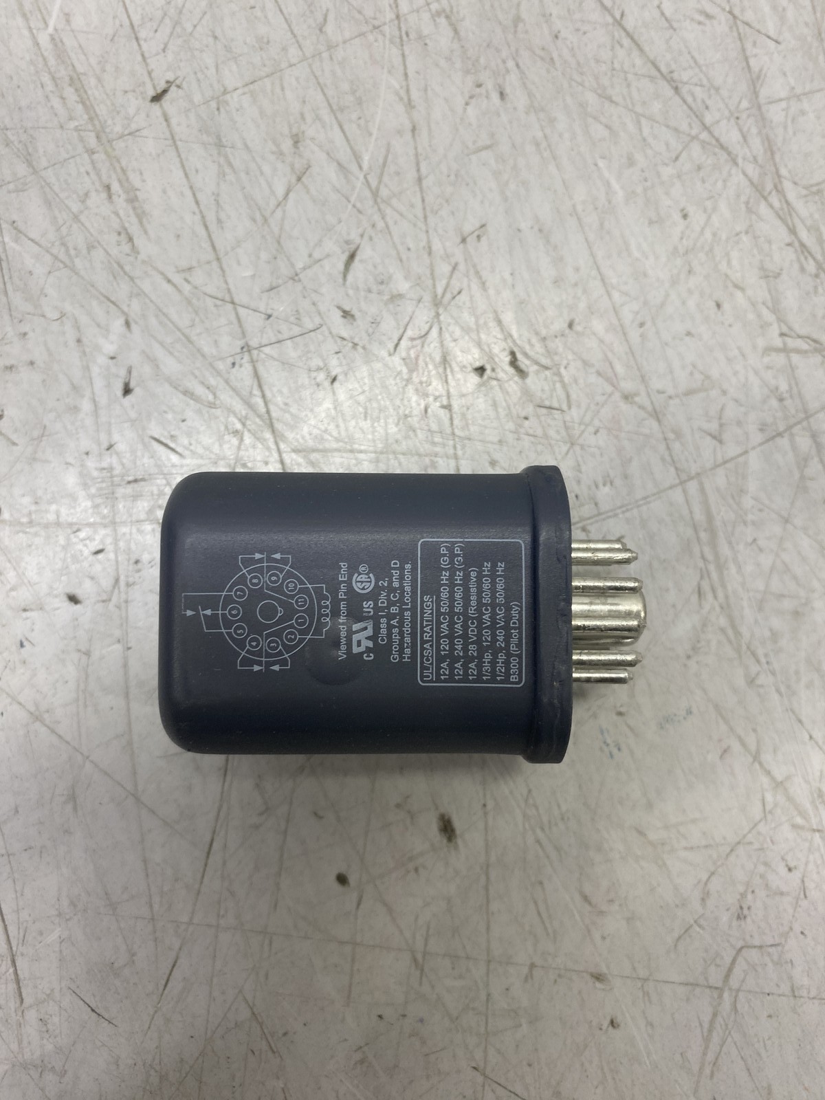 Lot Of 10 Schneider Electric Plug In Socket Mount 750XCXH-24D