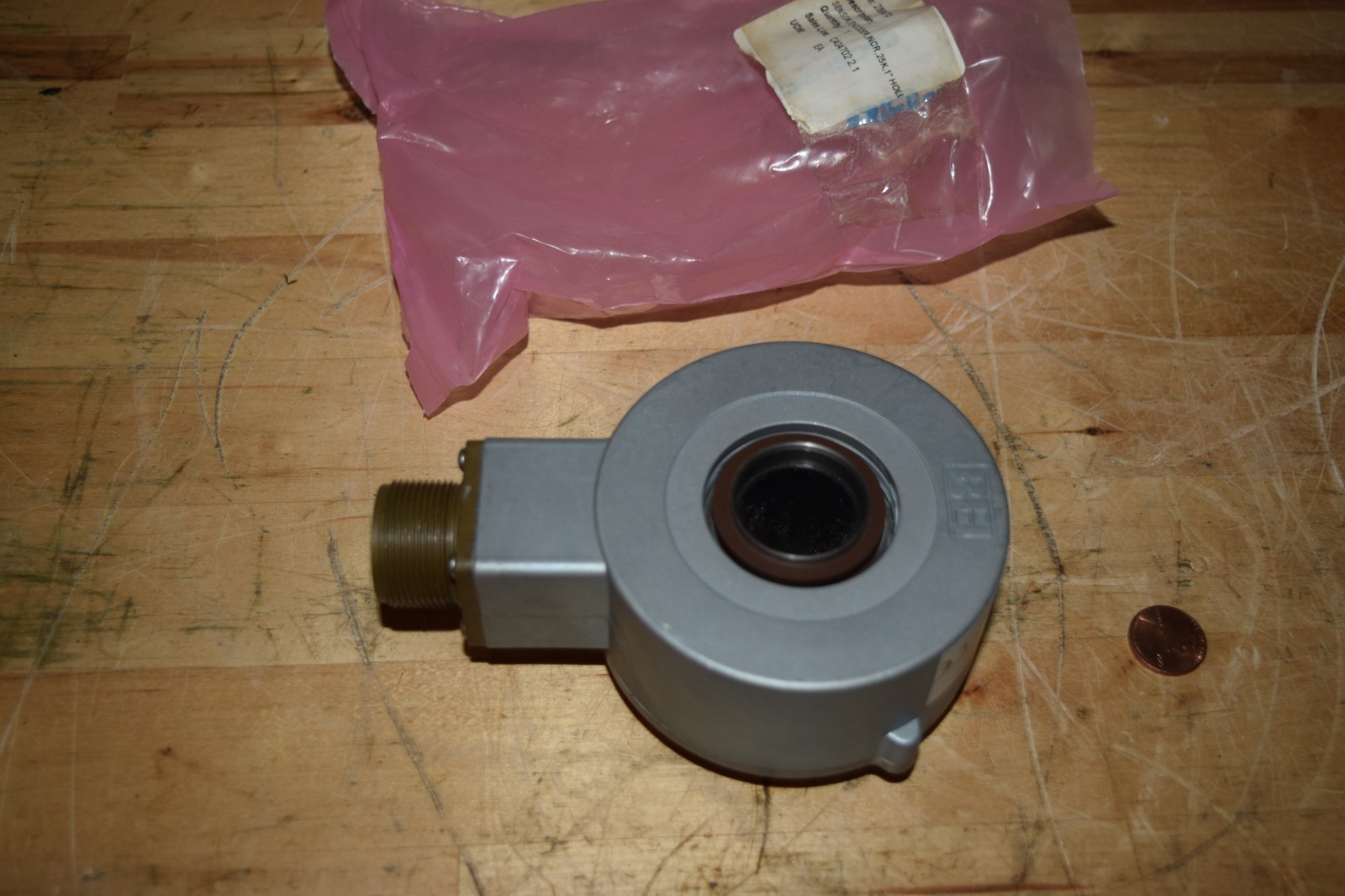 BEI HS35F-100-R2-SS-25.000-T10-ABZC-28V/V-SM18-S 01070-1595 Encoder