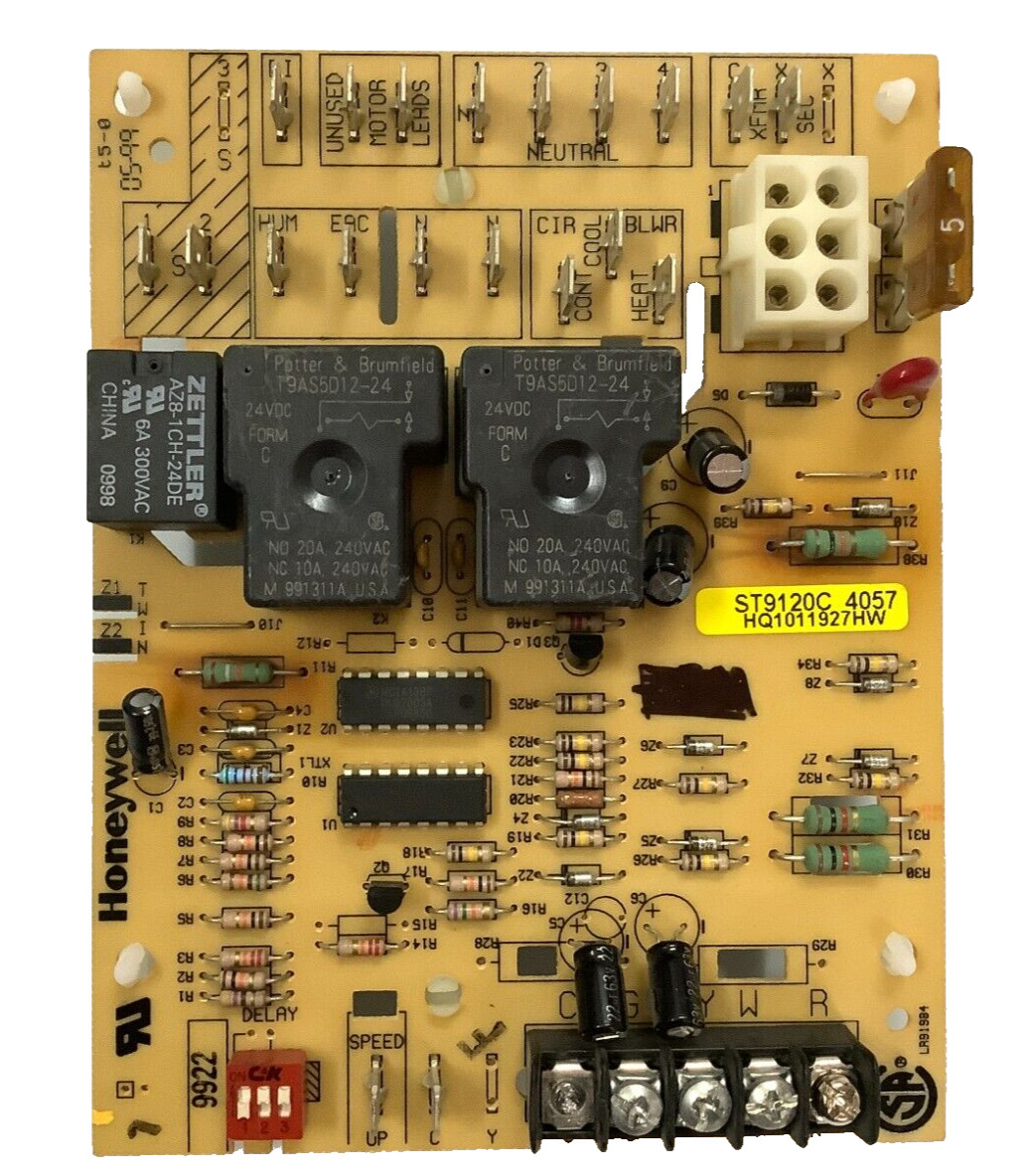 Honeywell ST9120C4057 Furnace Control Board HQ1011927HW