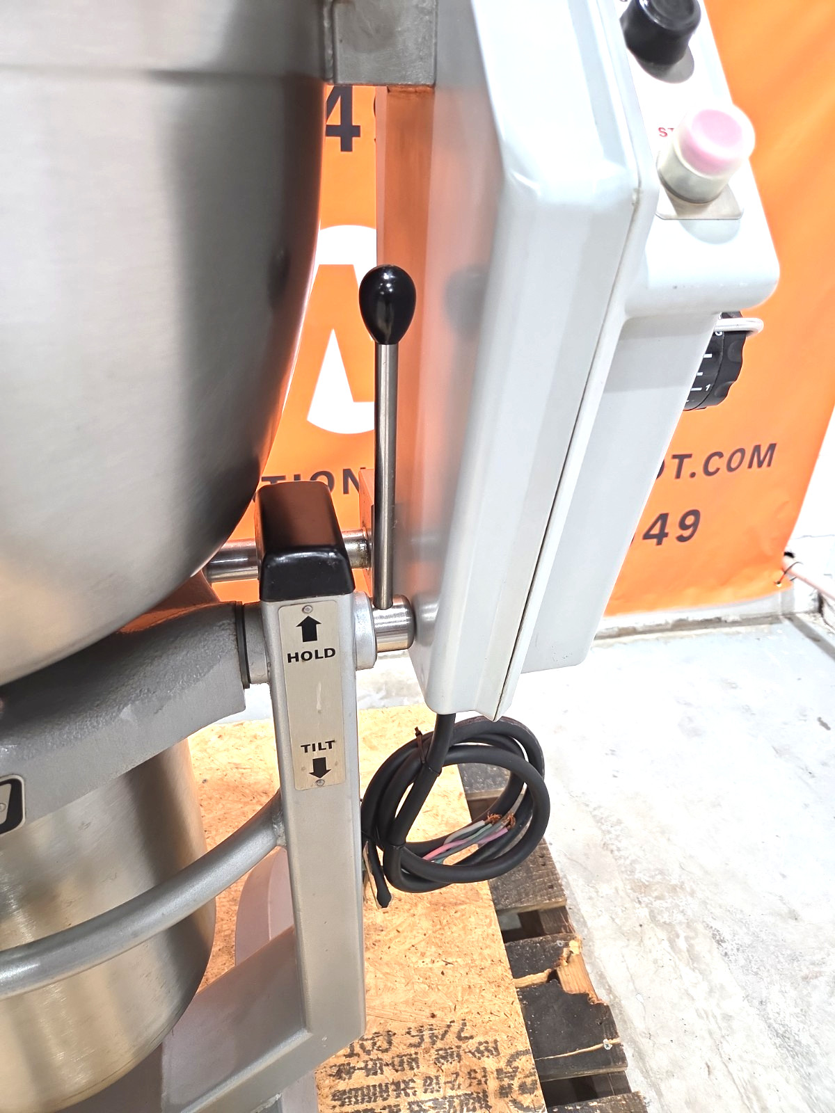 LATE MODEL HOBART 45QT HCM 450 VCM w/ Blades, and MORE – 5 HP/200V – Watch Video