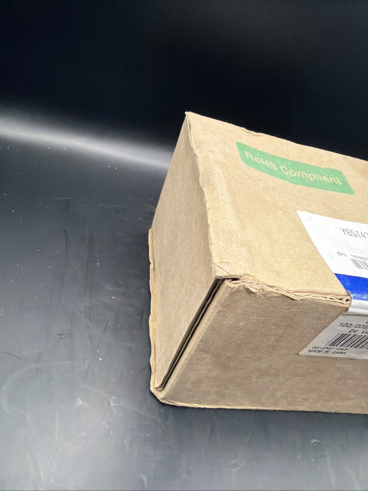 NEW! JOHNSON CONTROLS Class 2 Transformer, Open, 120V AC, 208V AC, Y65T42-0